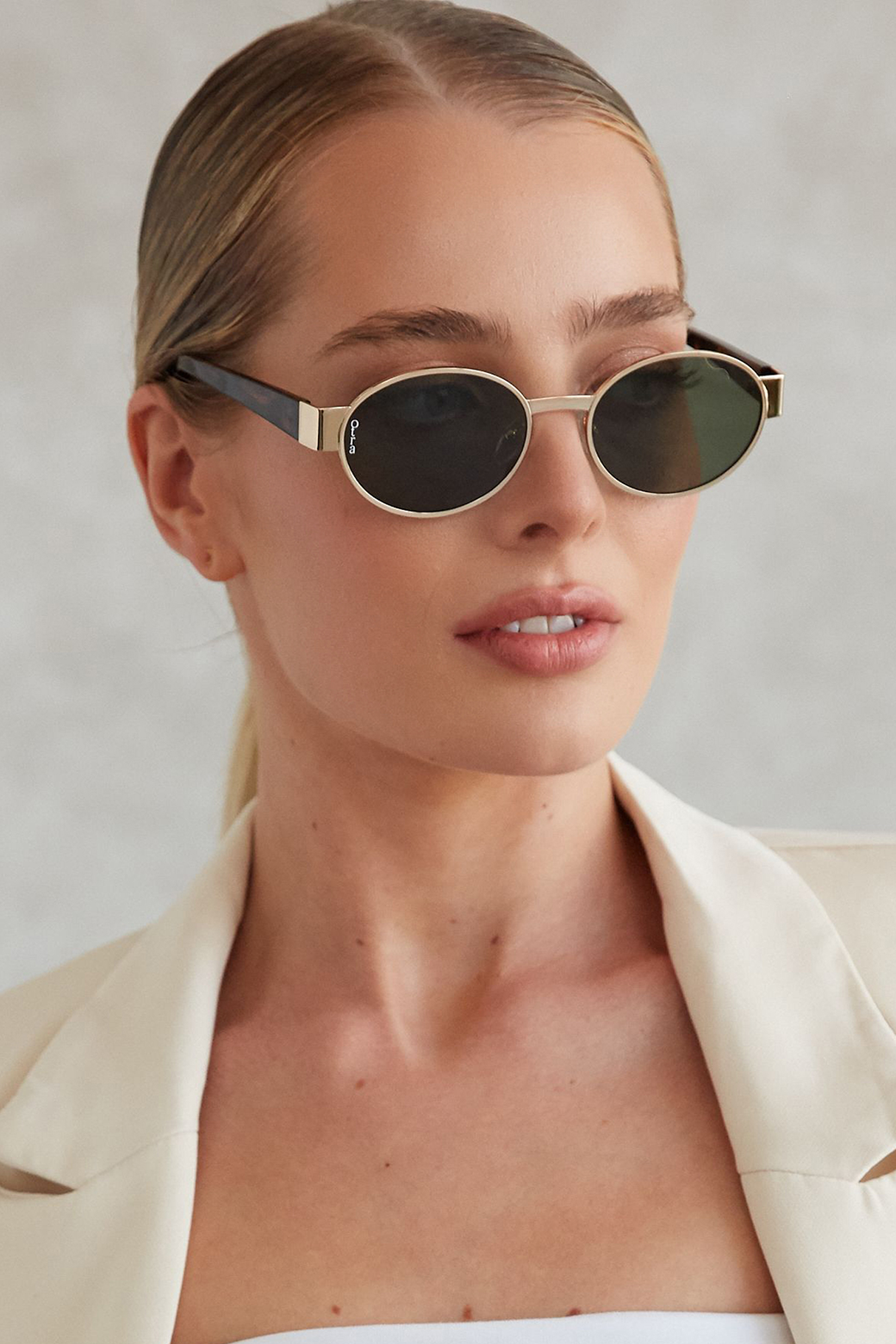 Echo sunglasses top