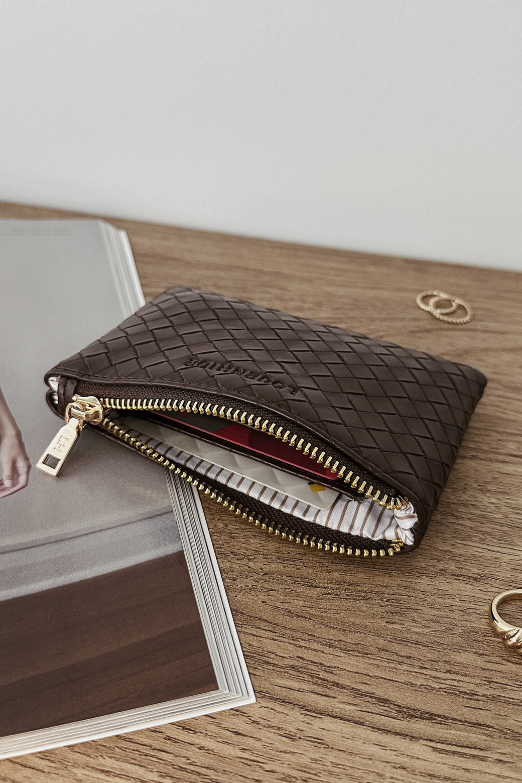 Louenhide Kuta Purse Woven Chocolate