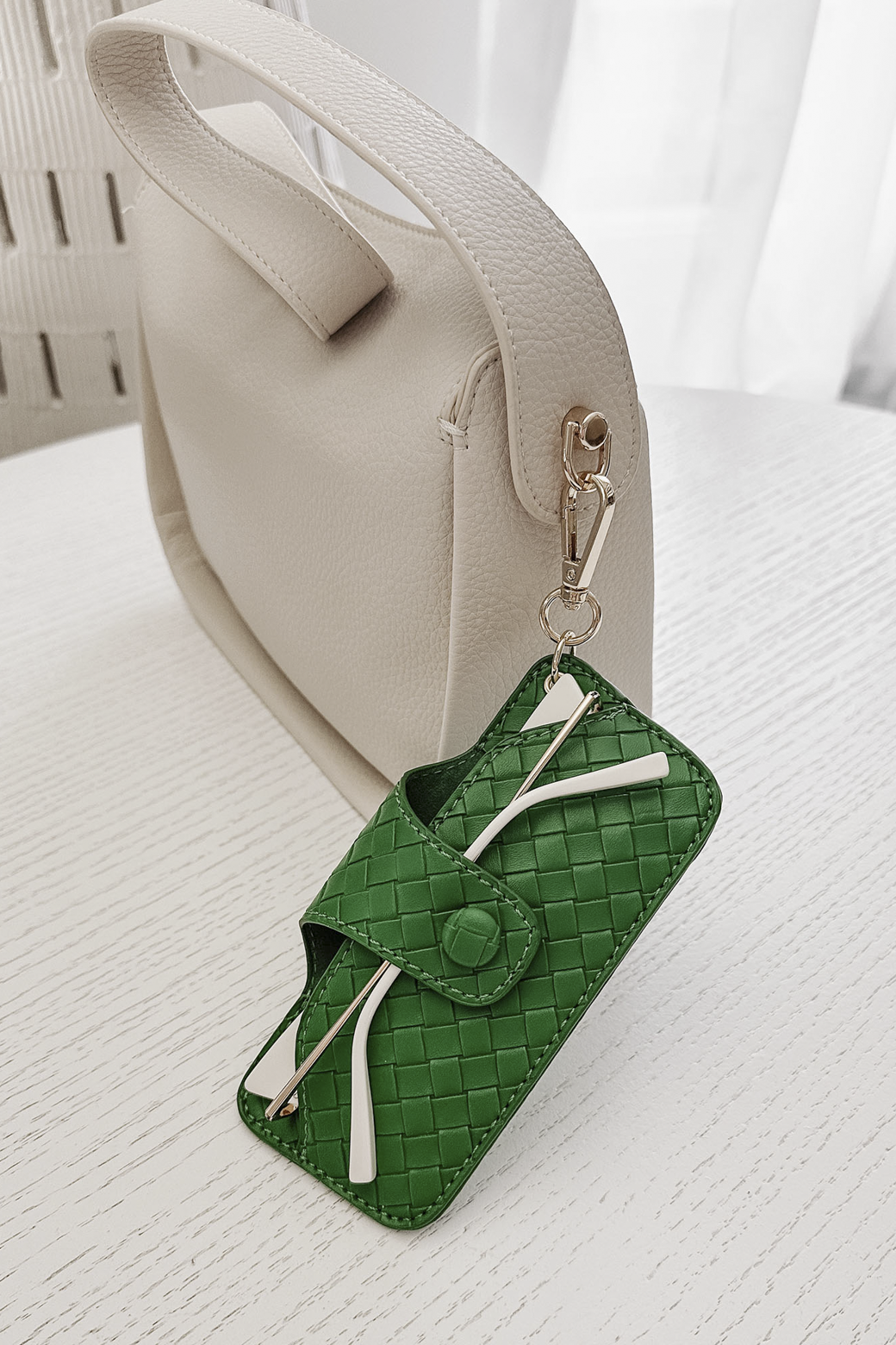 Louenhide Skittle Sunglass Case Woven Green
