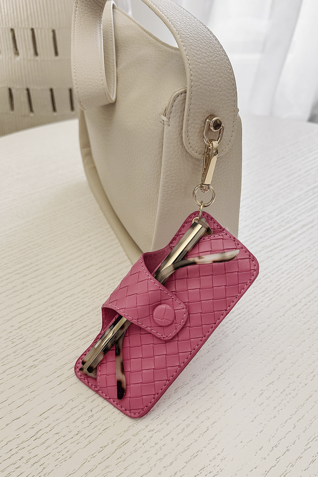 Louenhide Skittle Sunglass Case Woven Hot Pink