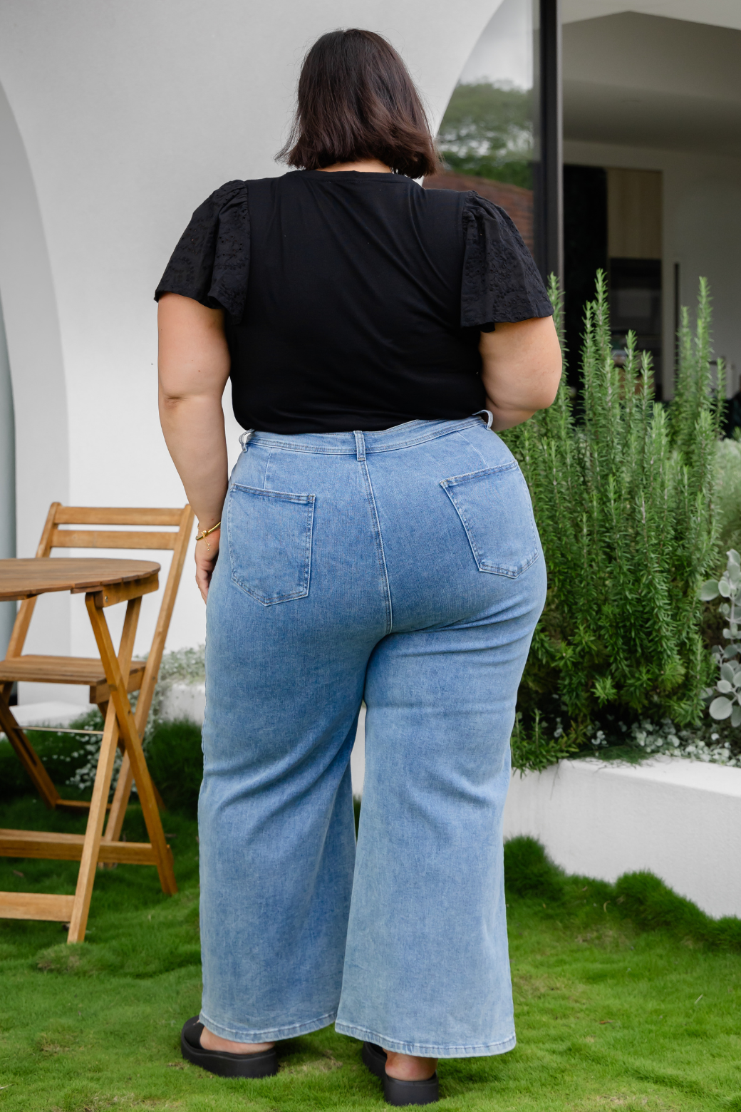 Arlene Broderie Sleeve Tshirt Black