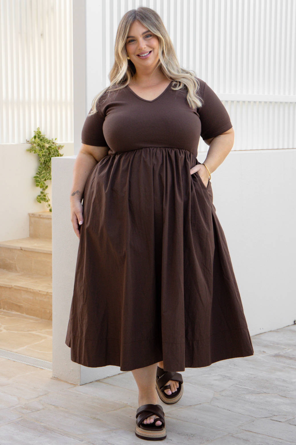 Alicia V Neck Tshirt Midi Dress Chocolate