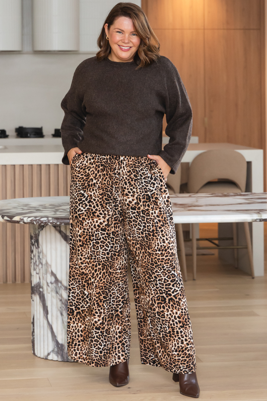 Amy Crop Knit Dark Chocolate
