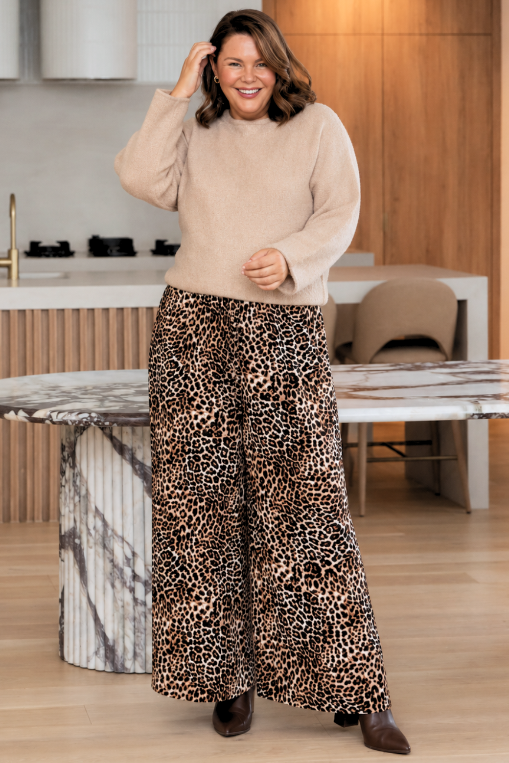 Amy Crop Knit Latte