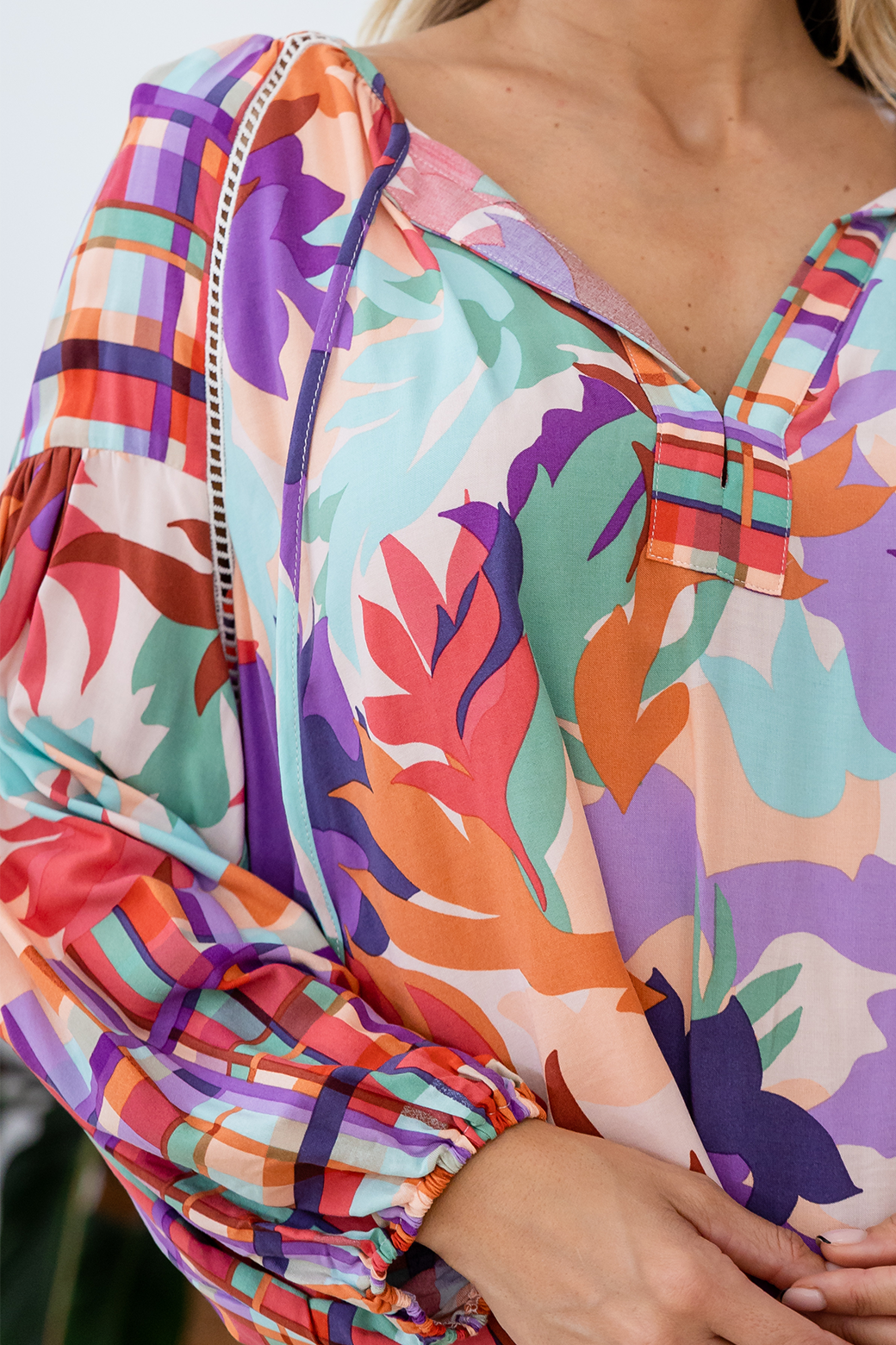 Final Sale l Angela Blouse Phoenix Multi
