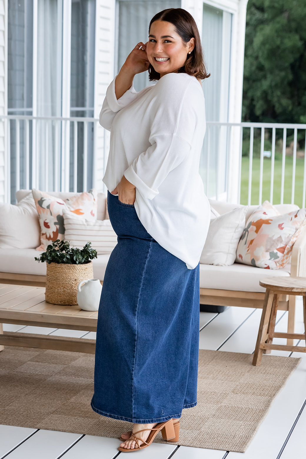Final Sale | Emerald Stretch Denim Maxi Skirt 78 Wash