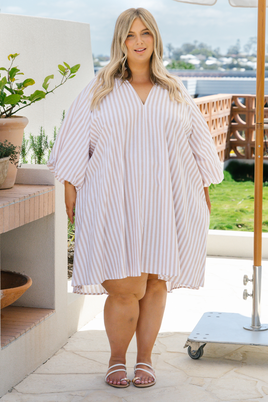 Anna-Mae Dress Beige White