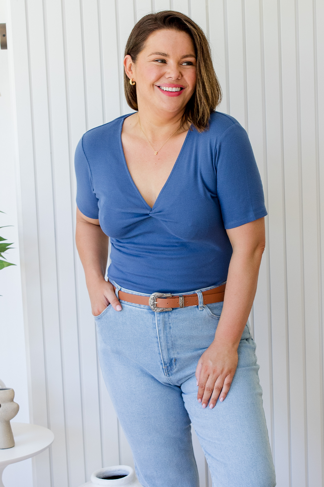 Final Sale | Annie Twist Tee Navy