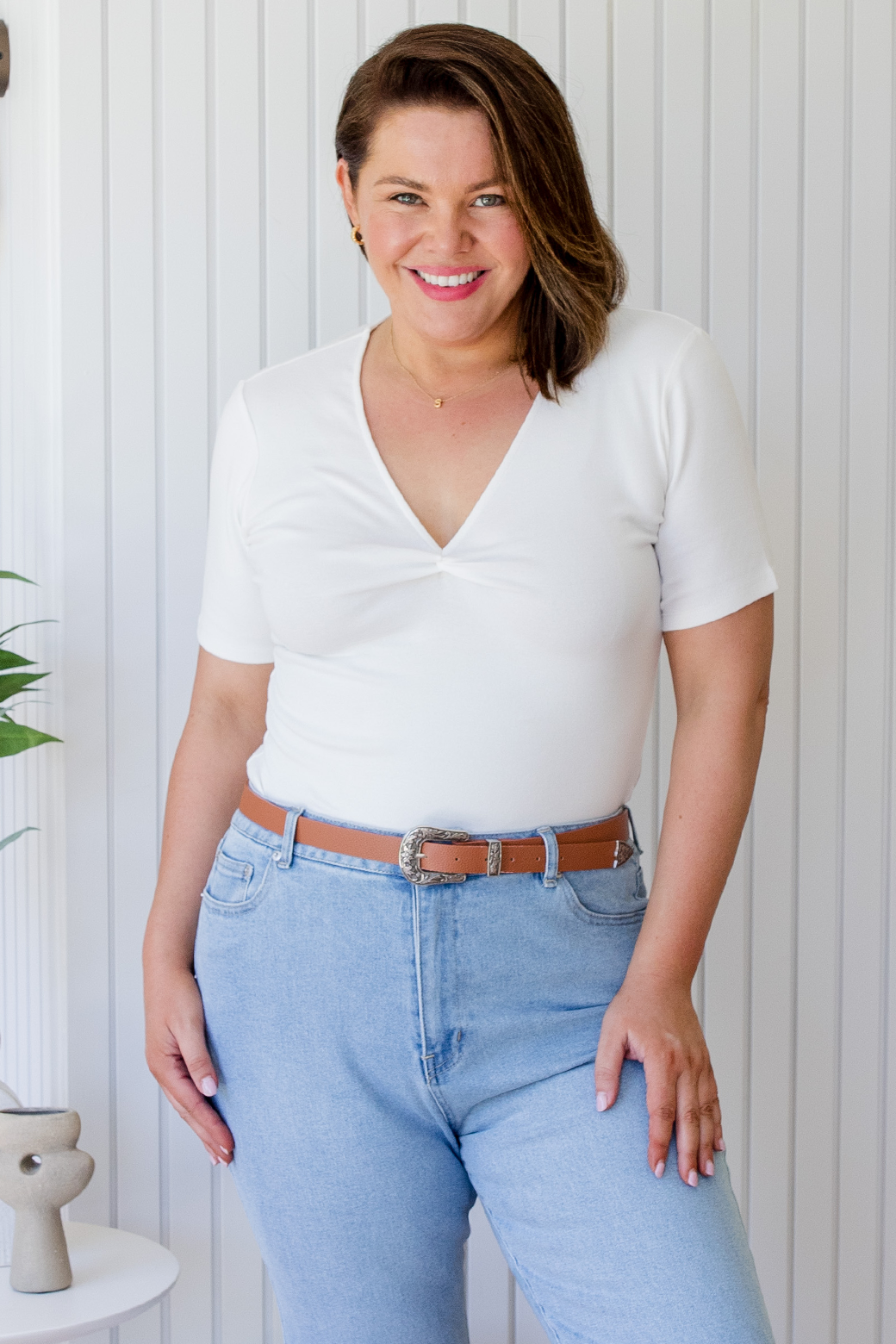 Final Sale | Annie Twist Tee White