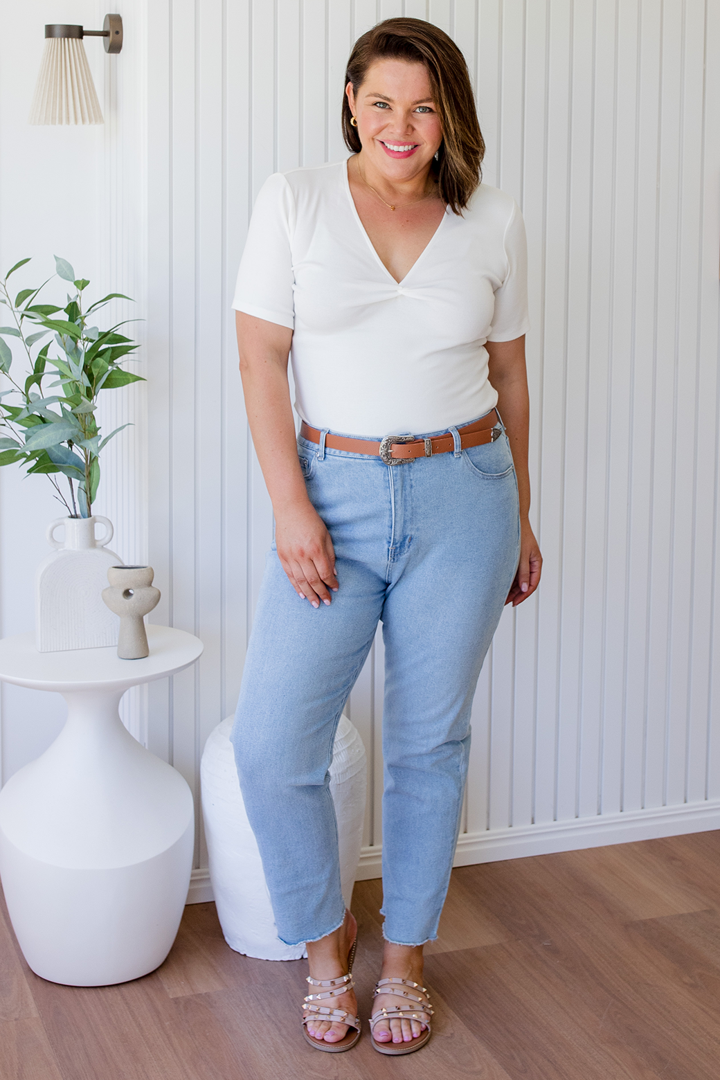 Final Sale | Annie Twist Tee White