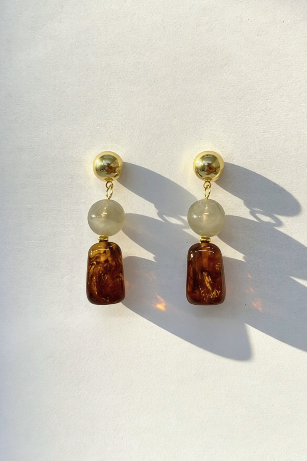 Beaded Resin Drop Earrings Grey/Amber