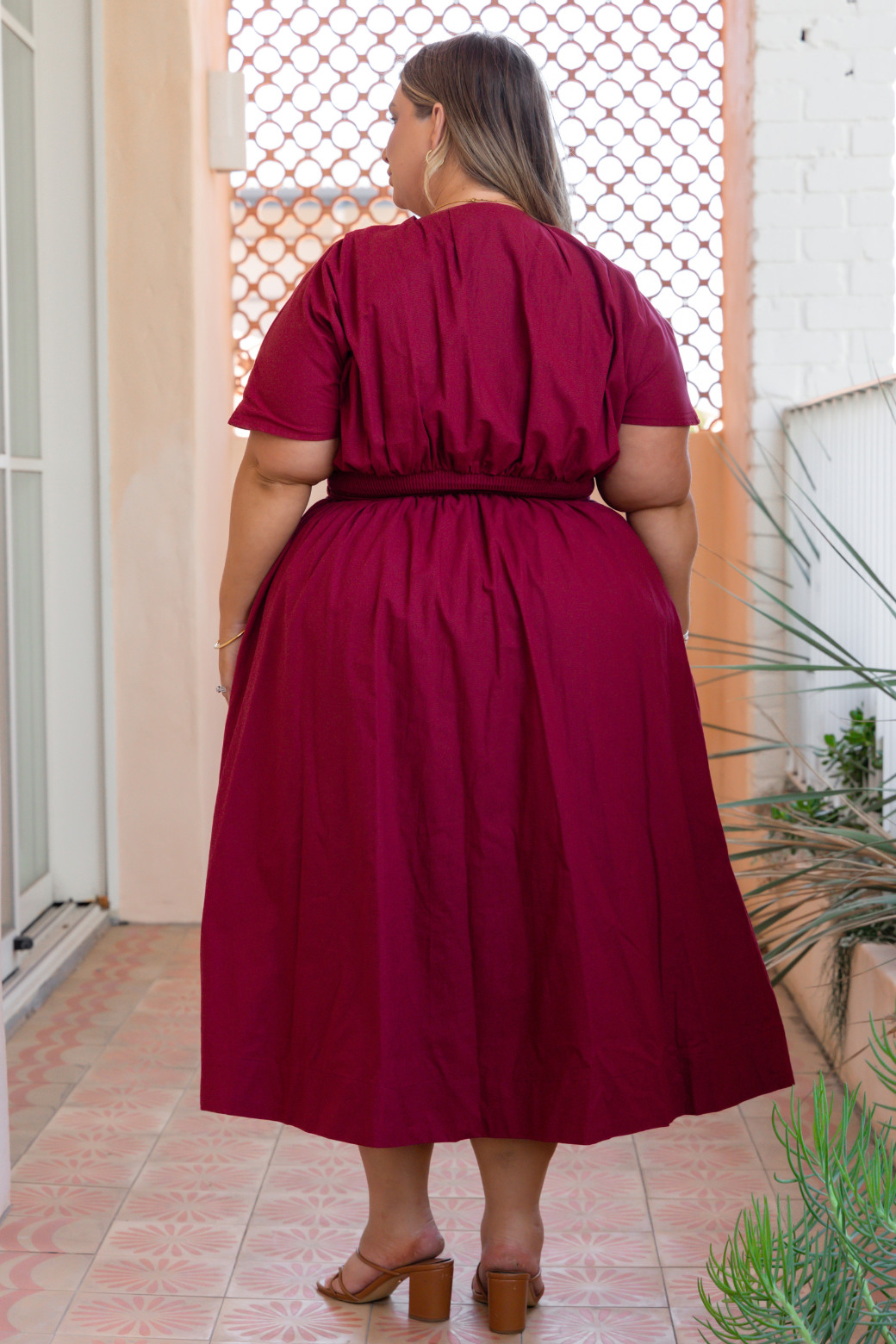 Belladonna Midi Dress Burgundy