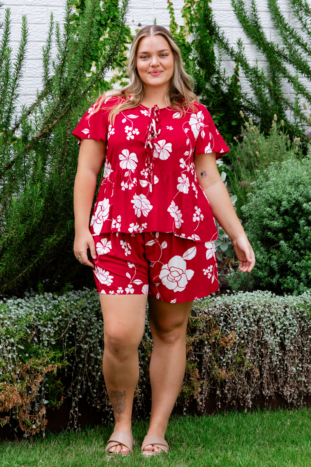 Dahlia Shorts Miley Print Red