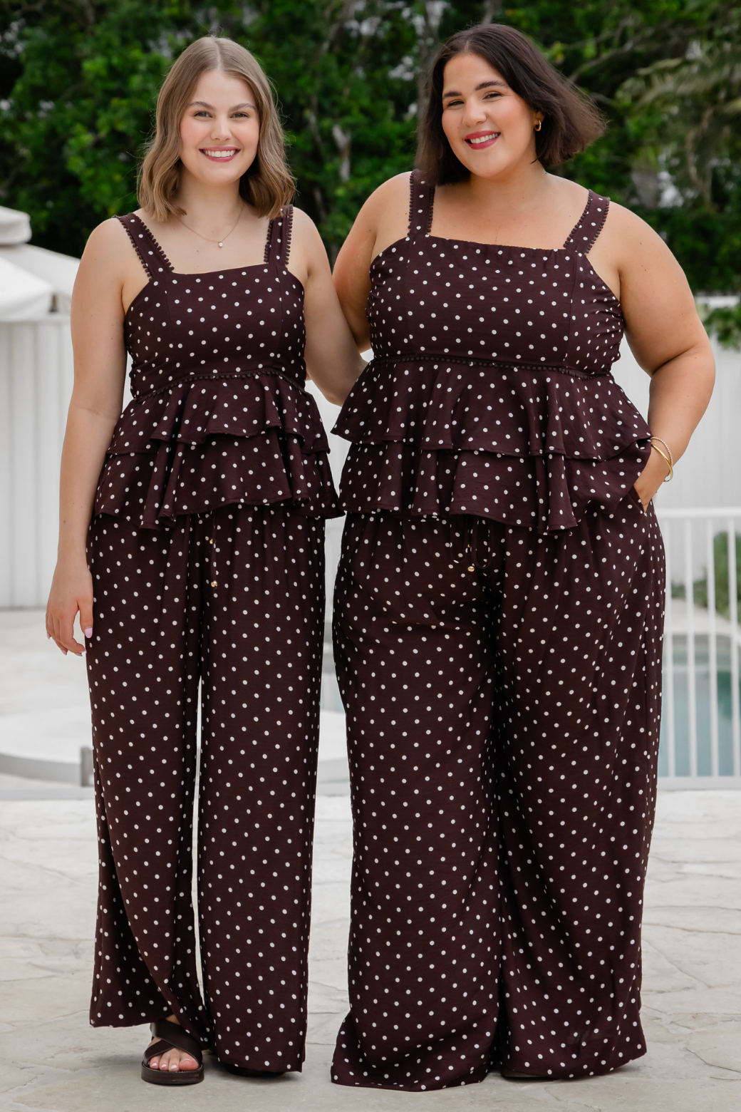 Caris Top Bitter Choc Mini Spot