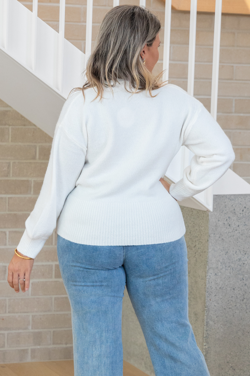 Charlotte Crossover Knit Cream