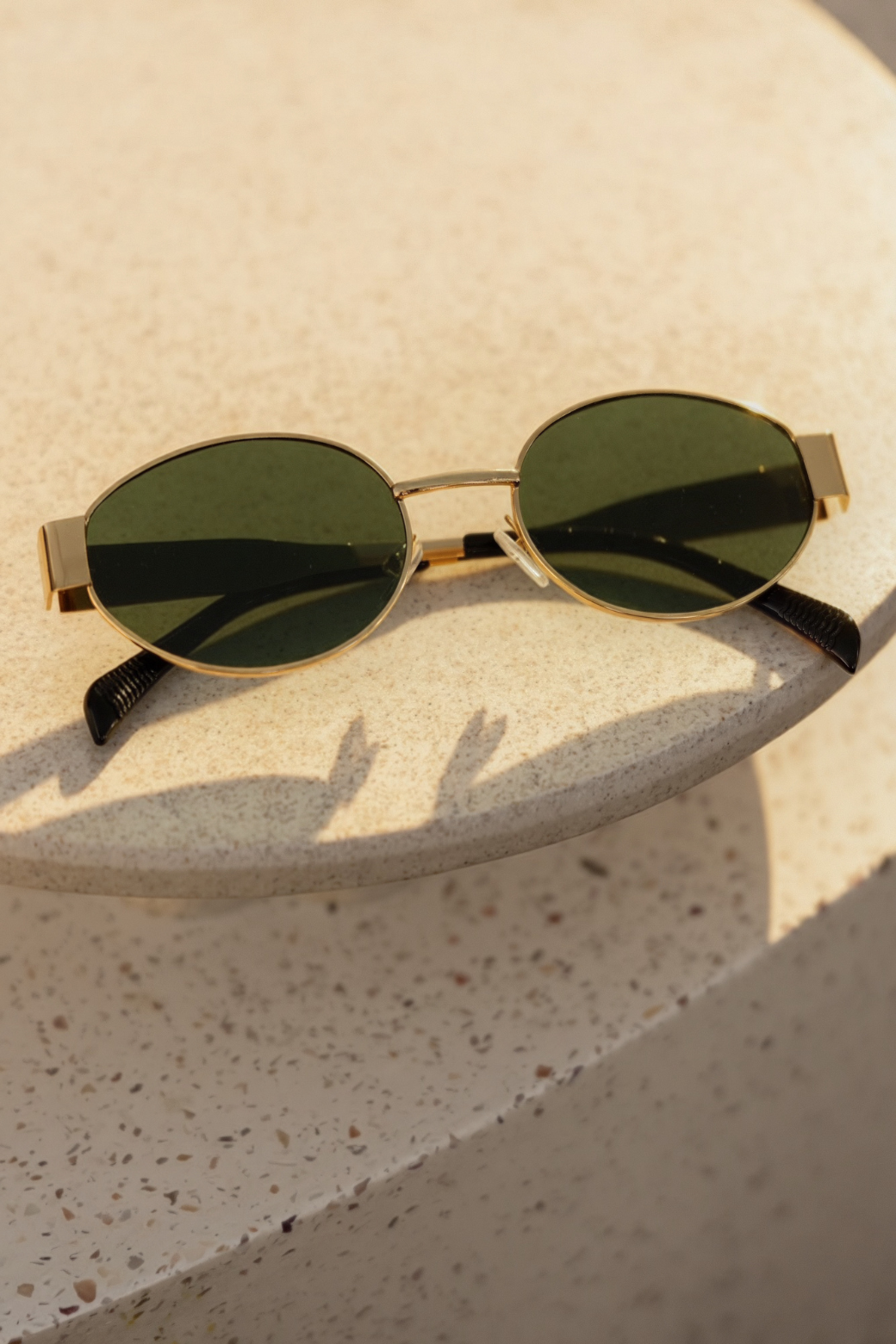 Charlotte Round Metal Sunglasses Gold