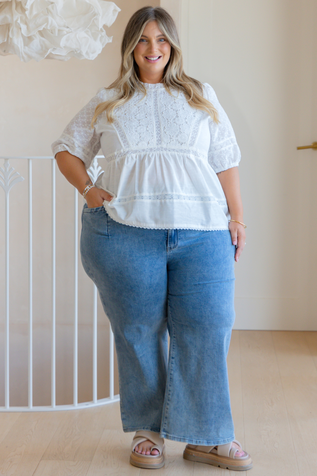 Chloe Stretch Wide Leg Crop Jeans Mid Blue Wash