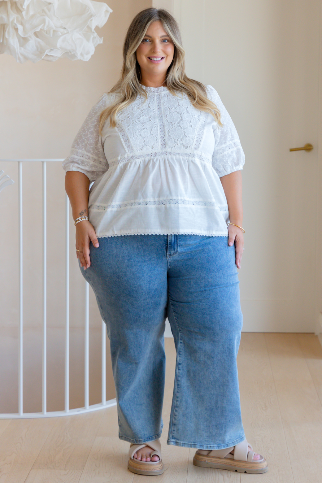Chloe Stretch Wide Leg Crop Jeans Mid Blue Wash