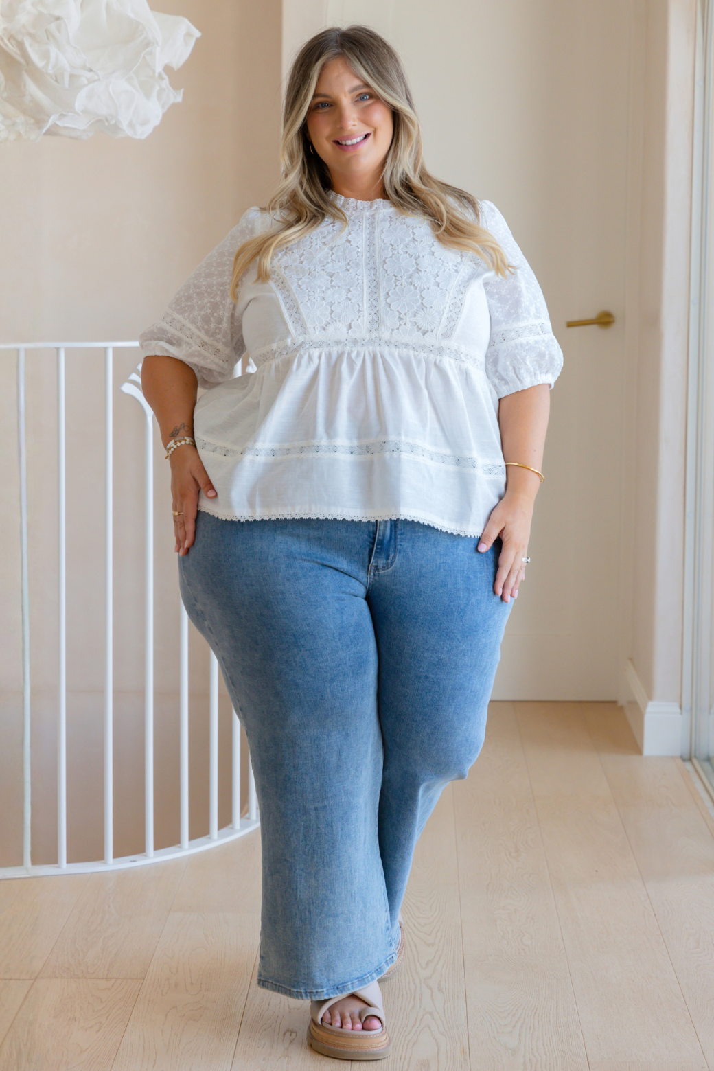 Chloe Stretch Wide Leg Crop Jeans Mid Blue Wash