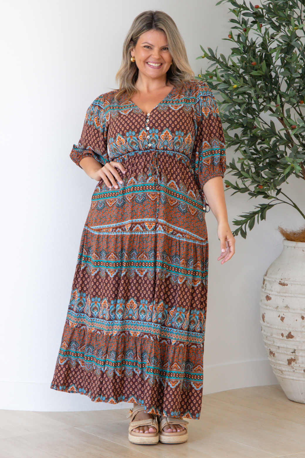 Cody Maxi Dress Lily Print Chocolate