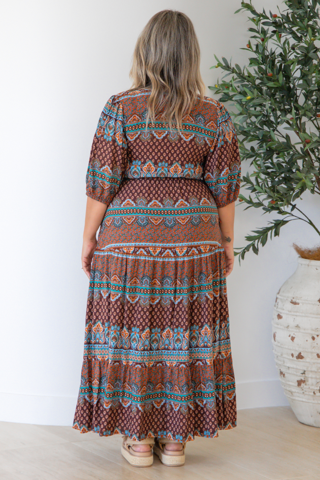 Cody Maxi Dress Lily Print Chocolate