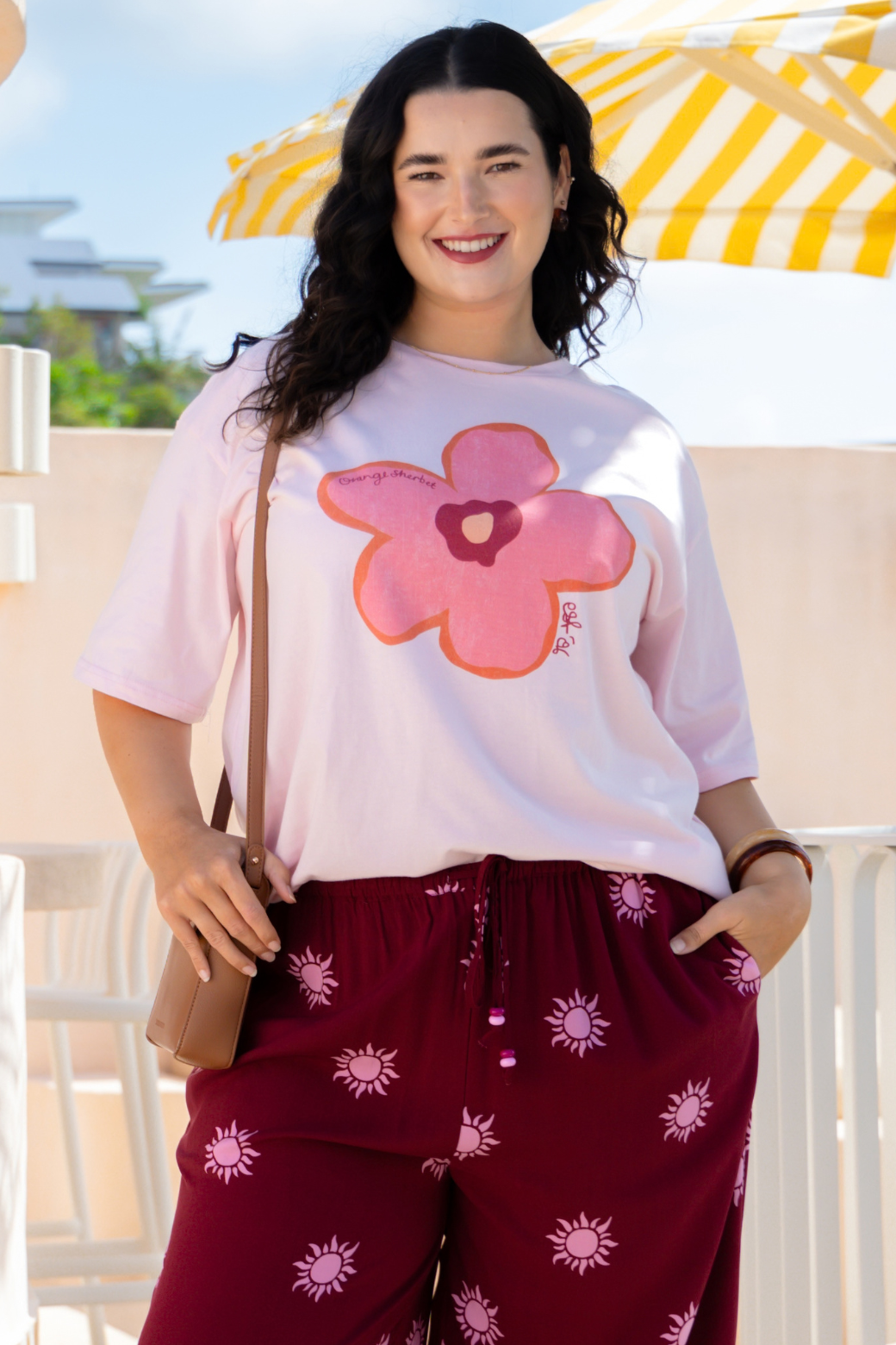 Daisy Graphic Tshirt Pink