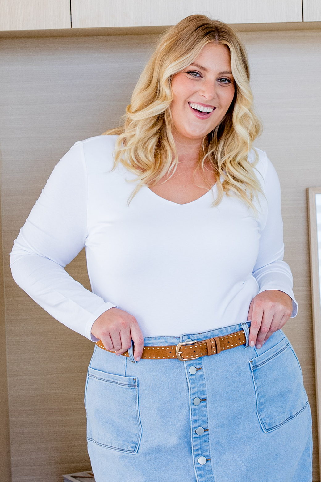 FINAL SALE | Elaine V-Neck Long Sleeve Top White