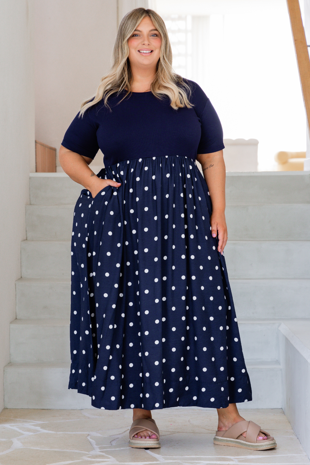 Elka T-Shirt Midi Dress Navy Spot