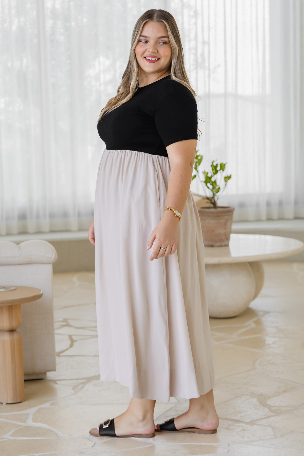 Elka T-shirt Midi Dress Black Beige