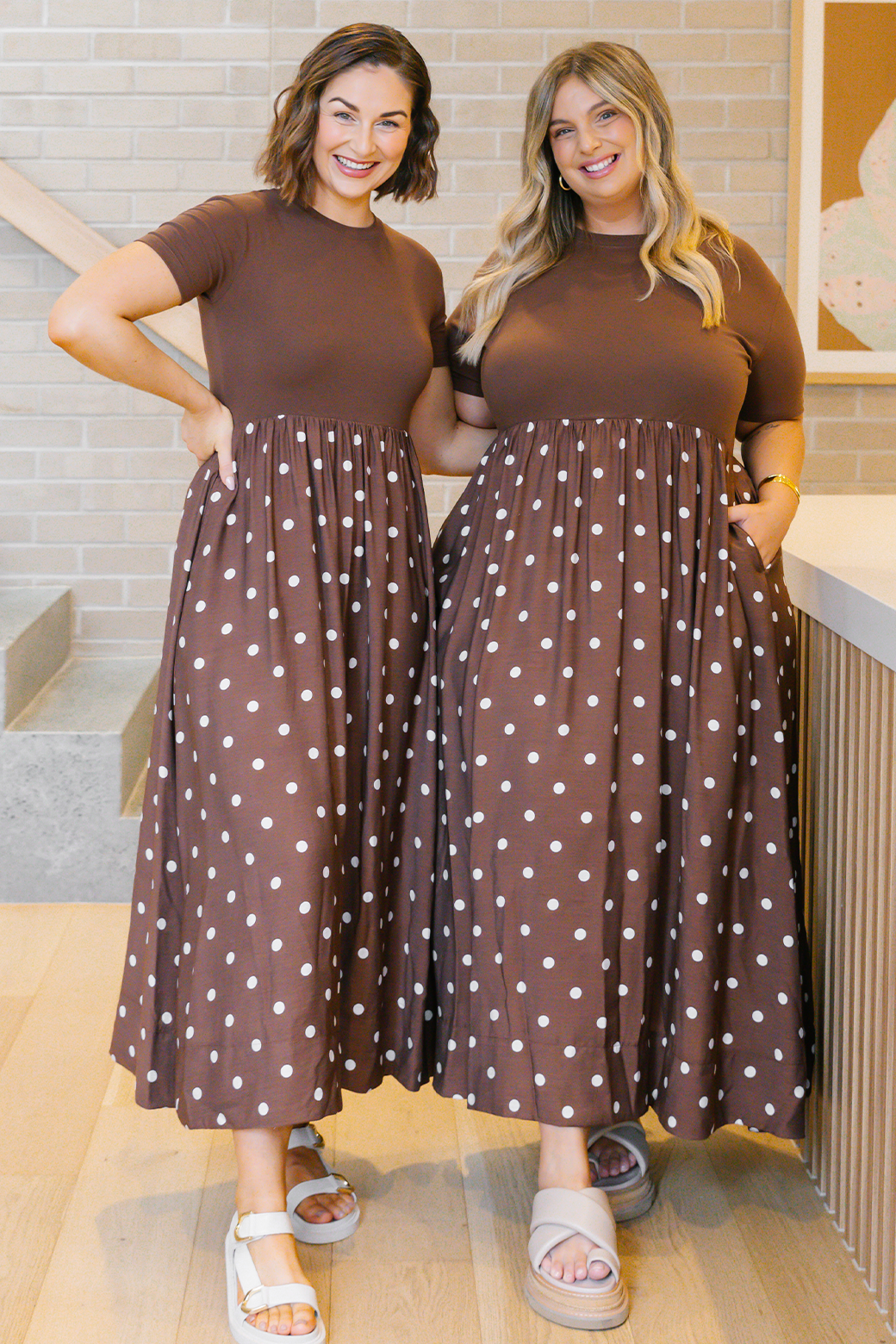 Elka T-shirt Midi Dress Choc Spot