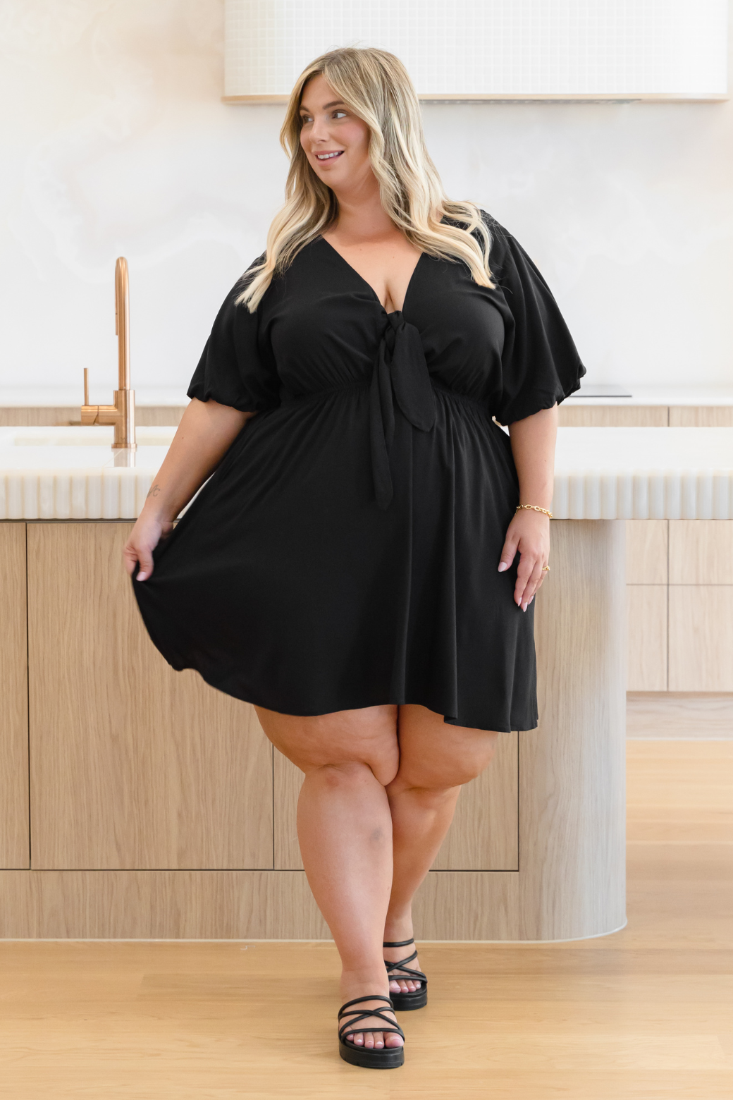 Final Sale | Erica Dress Black