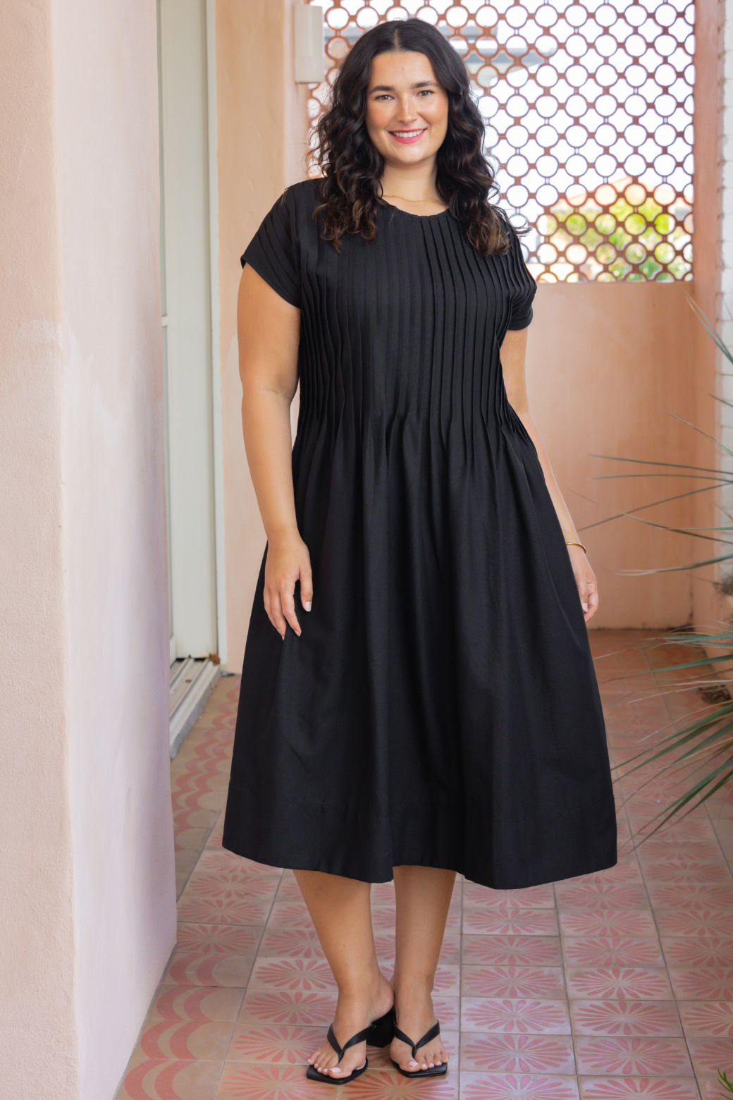 Heather Pleated Midi Dress Black