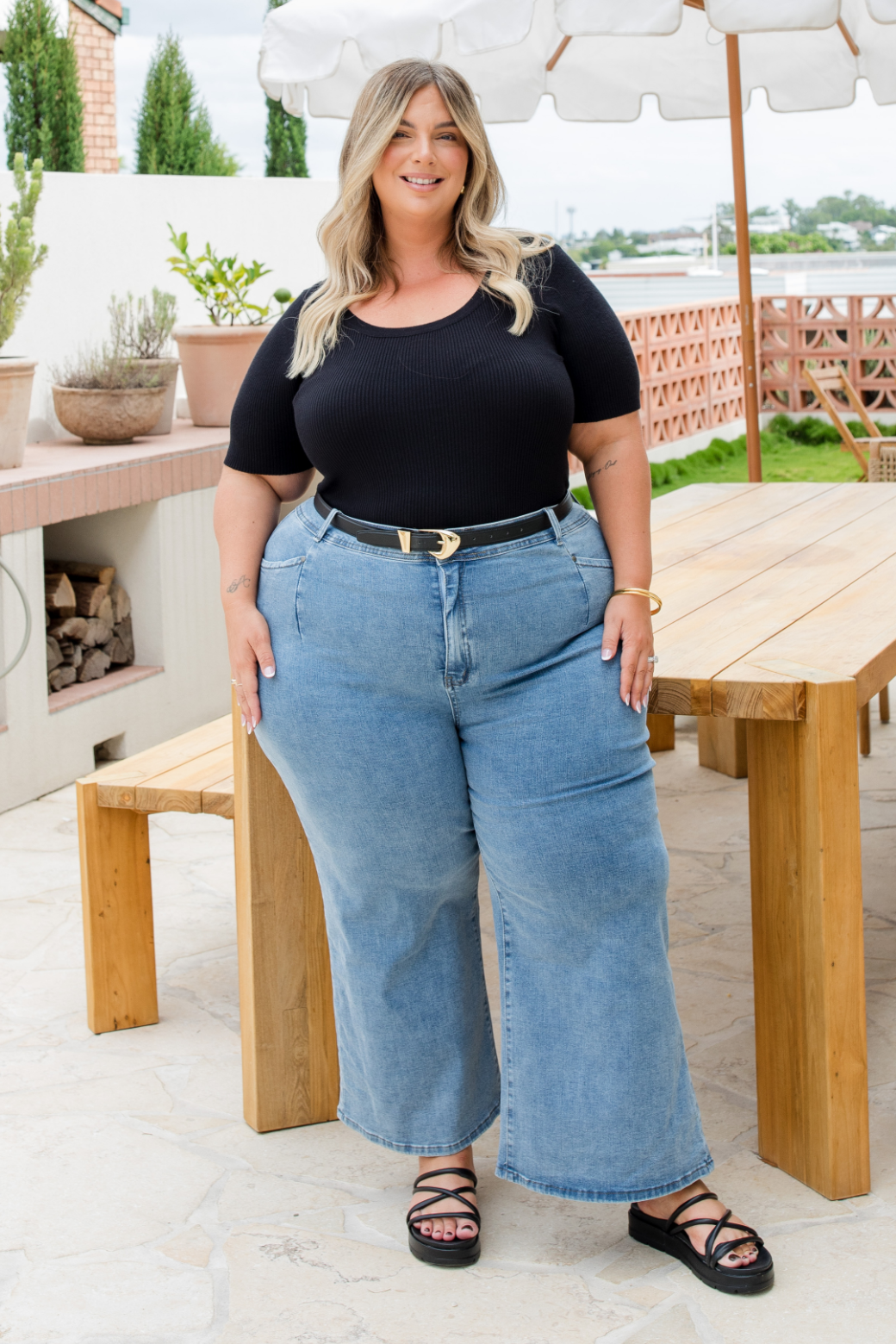 Chloe Stretch Wide Leg Crop Jeans Mid Blue Wash