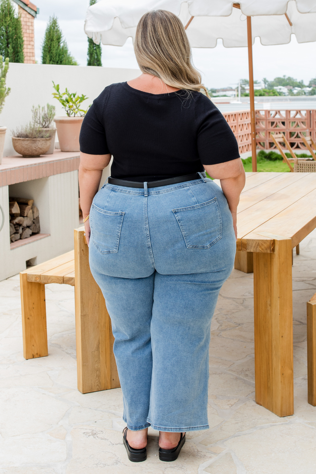 Chloe Stretch Wide Leg Crop Jeans Mid Blue Wash