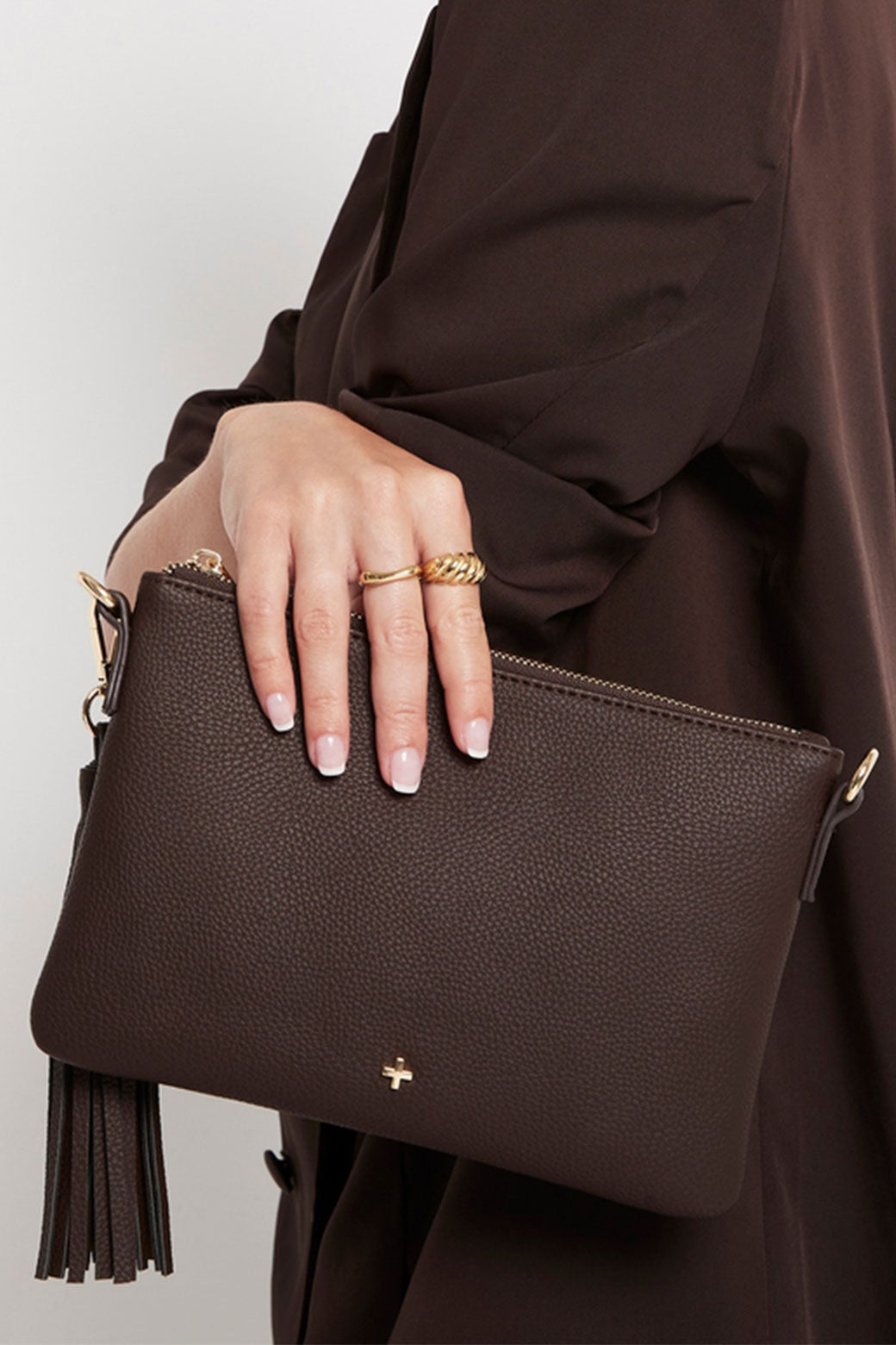 KOURTNEY-CHOC-PEBBLE.jpg