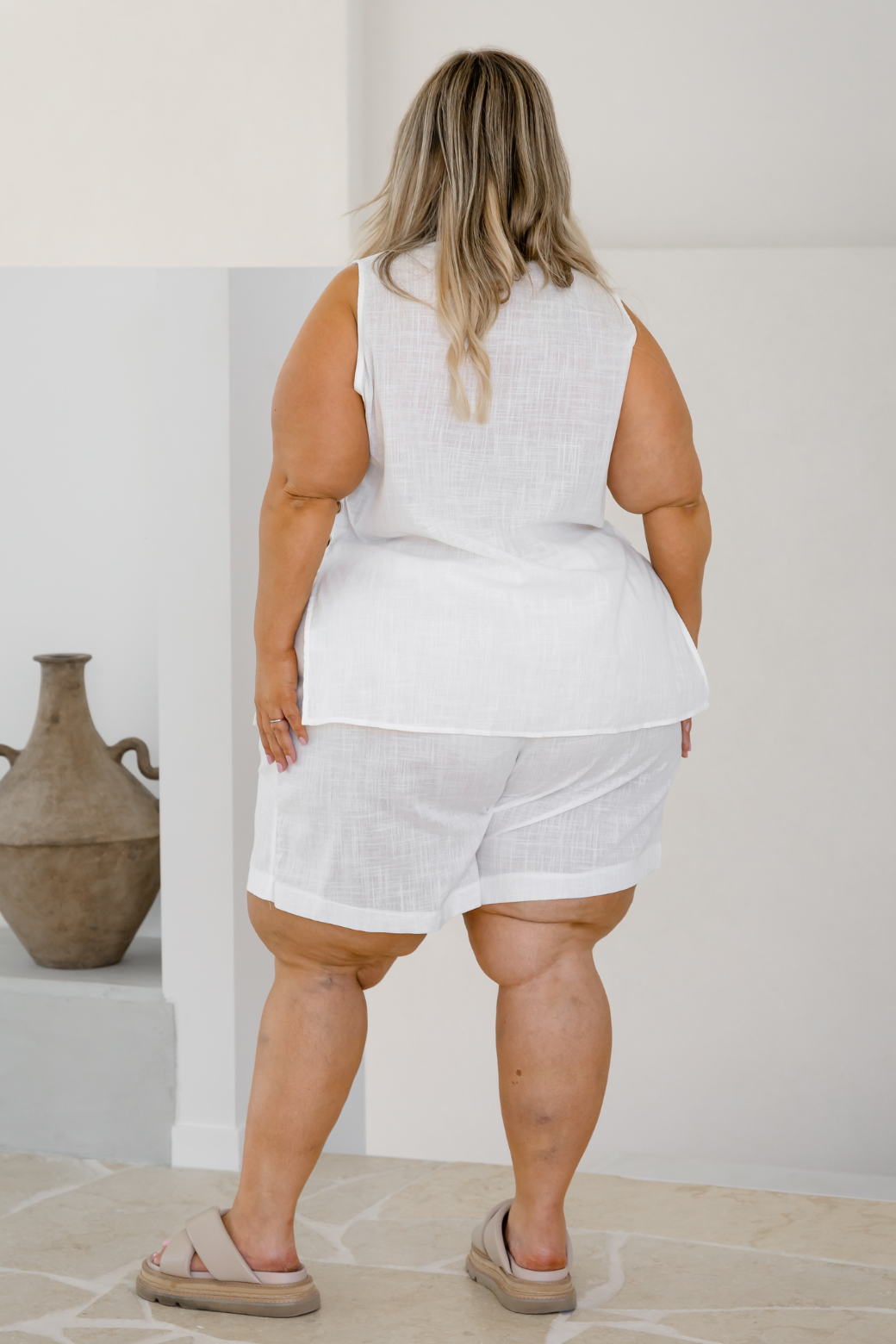 Livvy Vest White