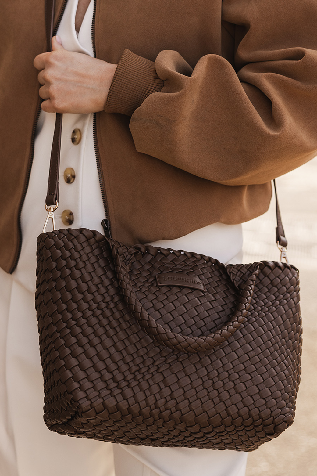 LouenhideBabyCruiserWovenToteBagChocolate_8.png