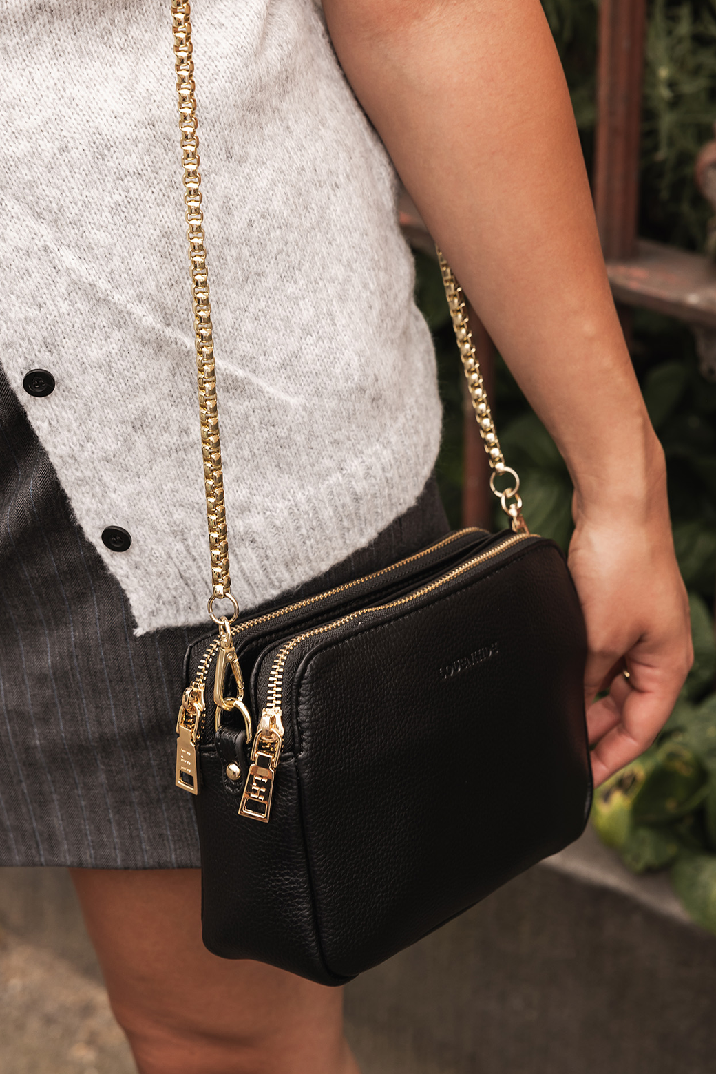 Louenhide Elle Crossbody Bag Black