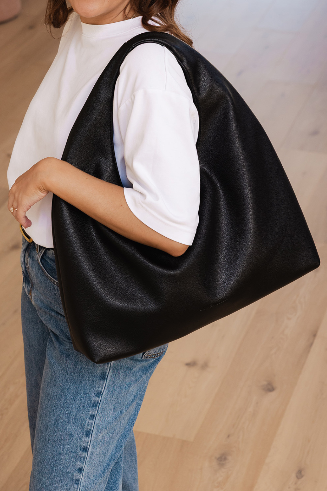 Louenhide Monaco Shoulder Bag Black