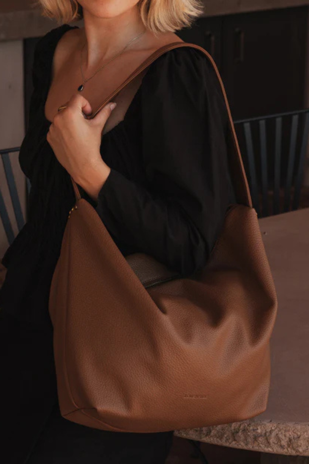 LouenhideMorganShoulderBagCaramelResized_1.png