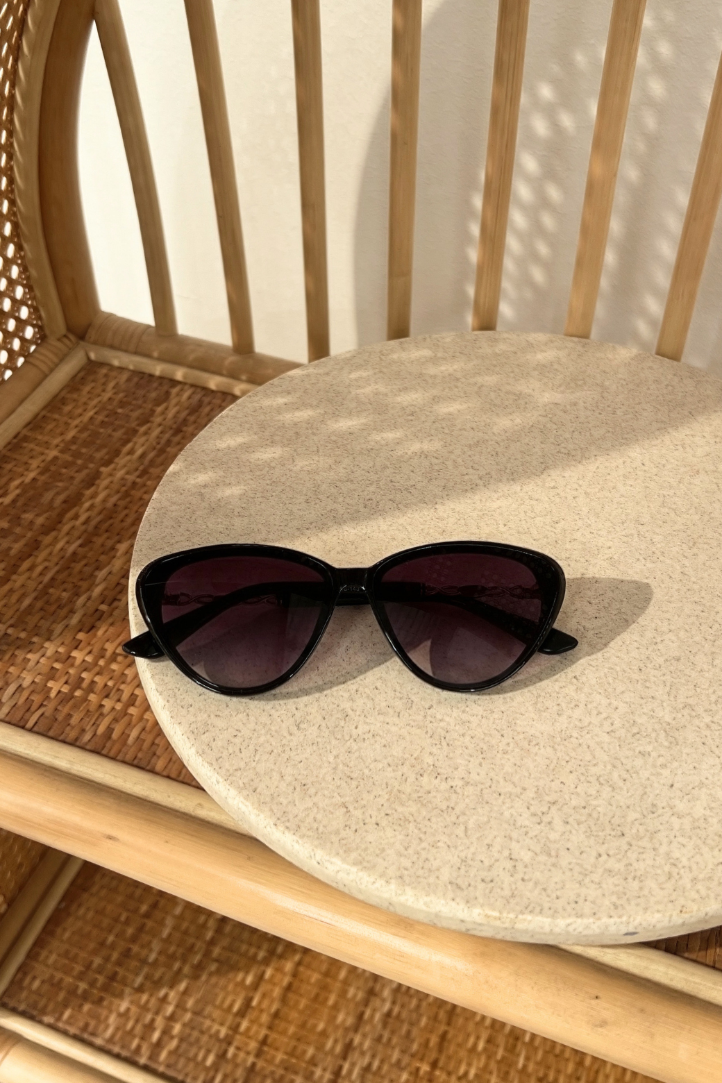 Louisa Cateye Sunglasses Black Smoke