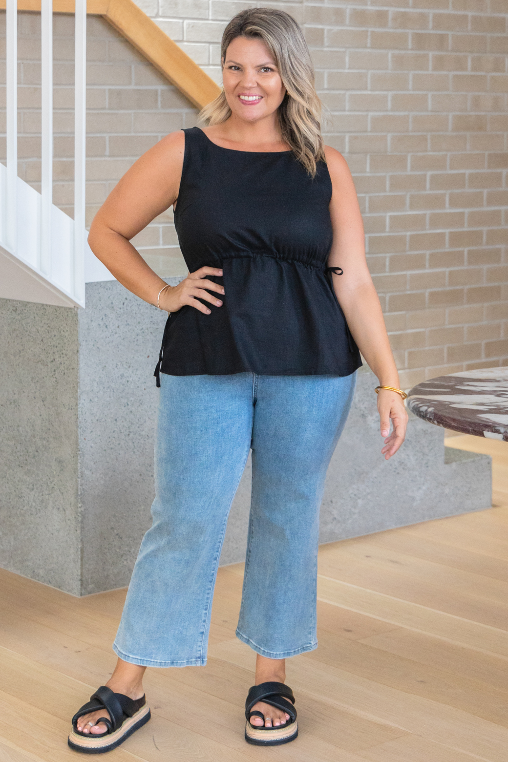 Milton Top Black
