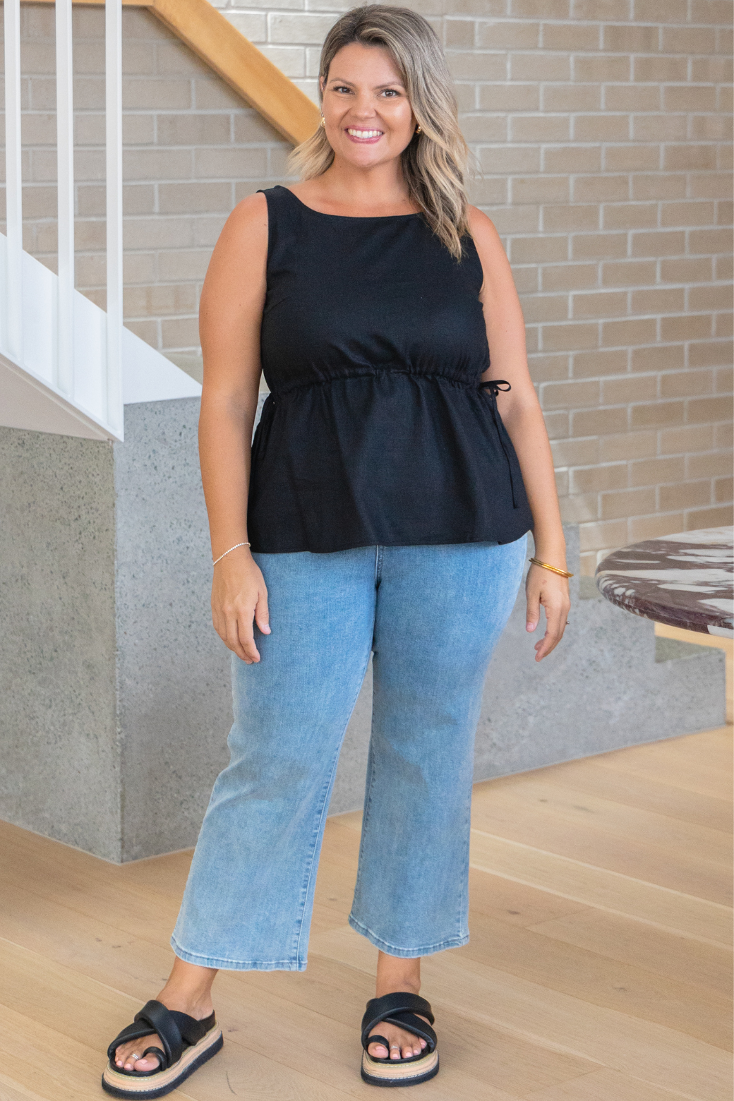 Milton Top Black