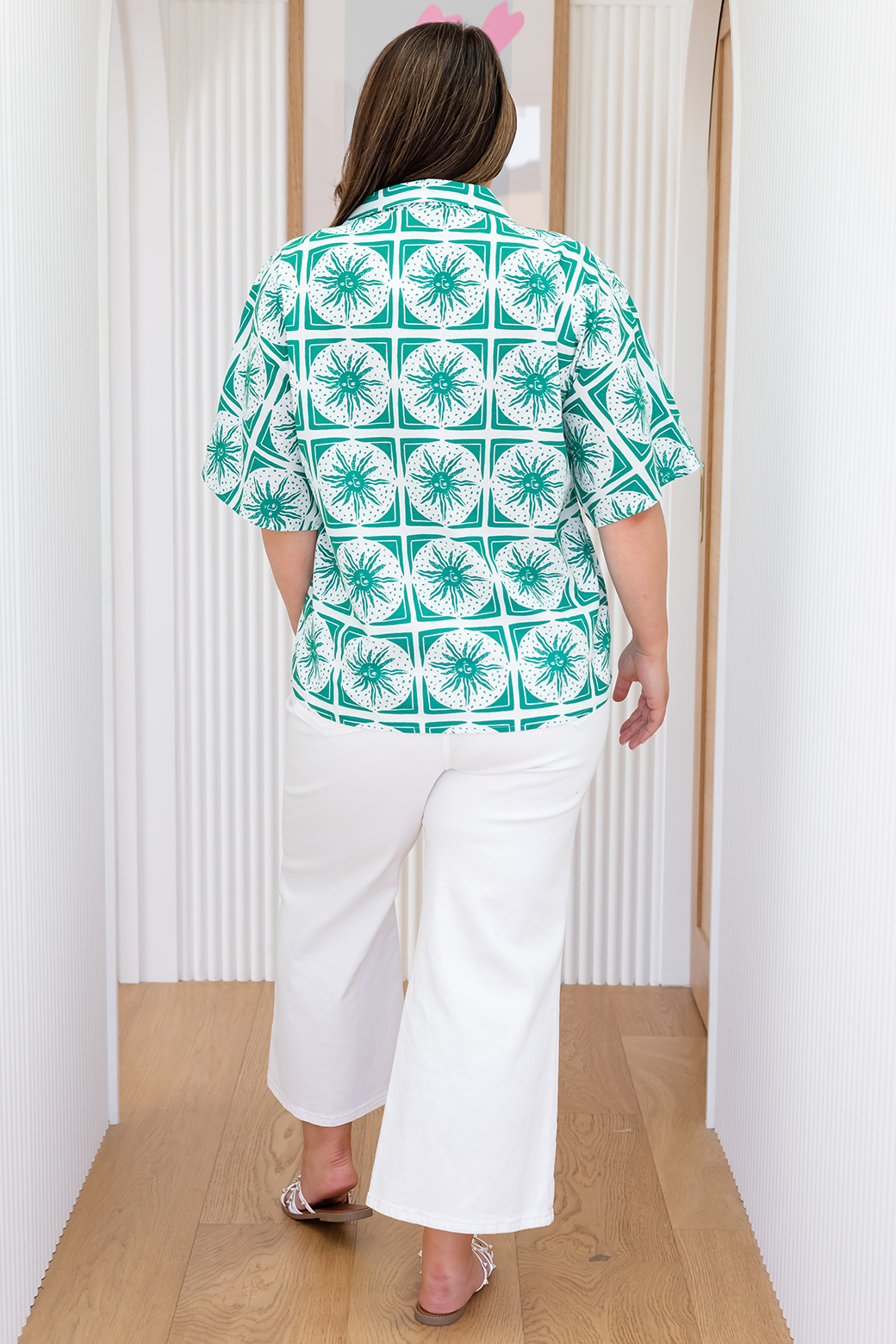 Final Sale | Molly Shirt Helios Sun Print Emerald