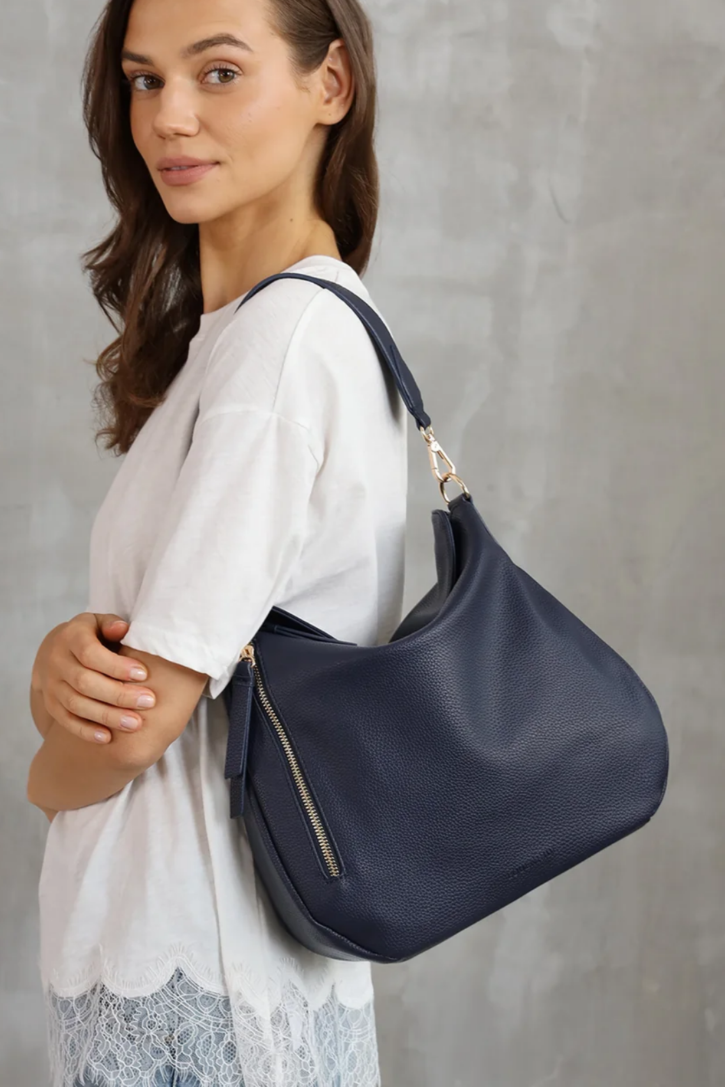 Louenhide Nadia Shoulder Bag Navy