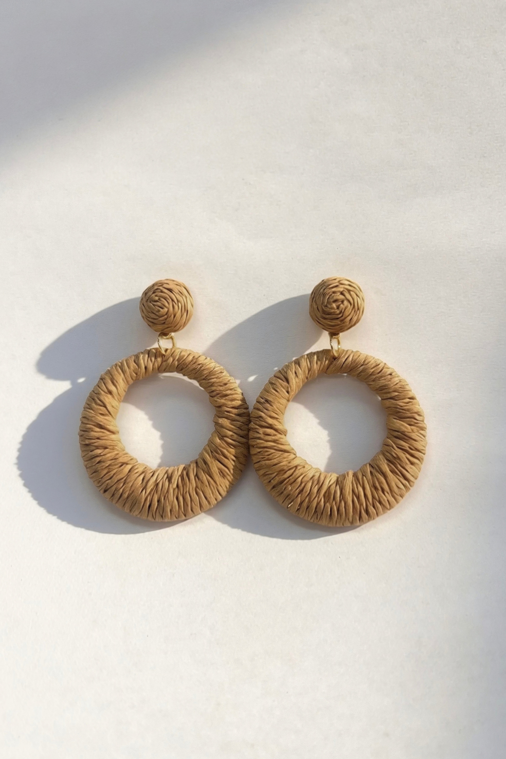 Rattan Circle Earrings Natural