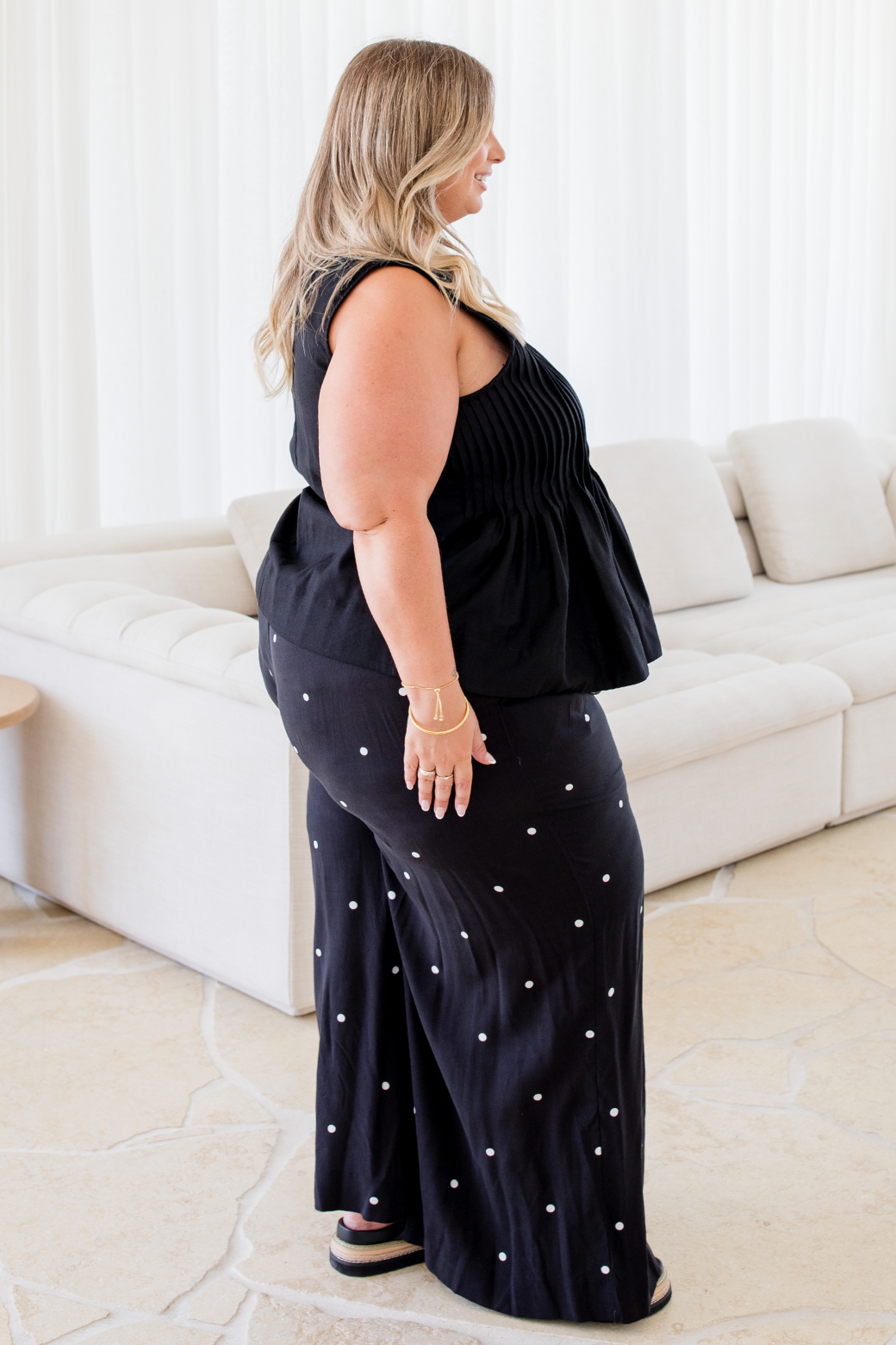 Ruby Pleated Shell Top Black