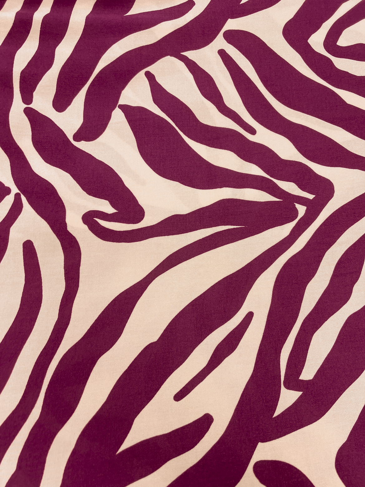 Alicia V Neck Tshirt Midi Dress Namibia Print Burgundy