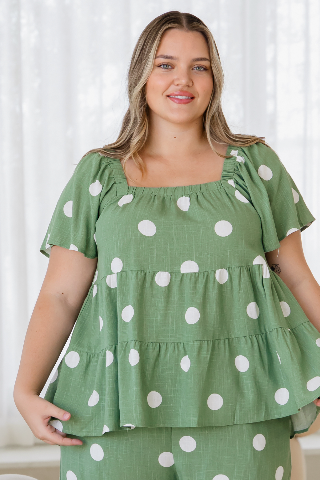 Alexandria Top Sage Spot