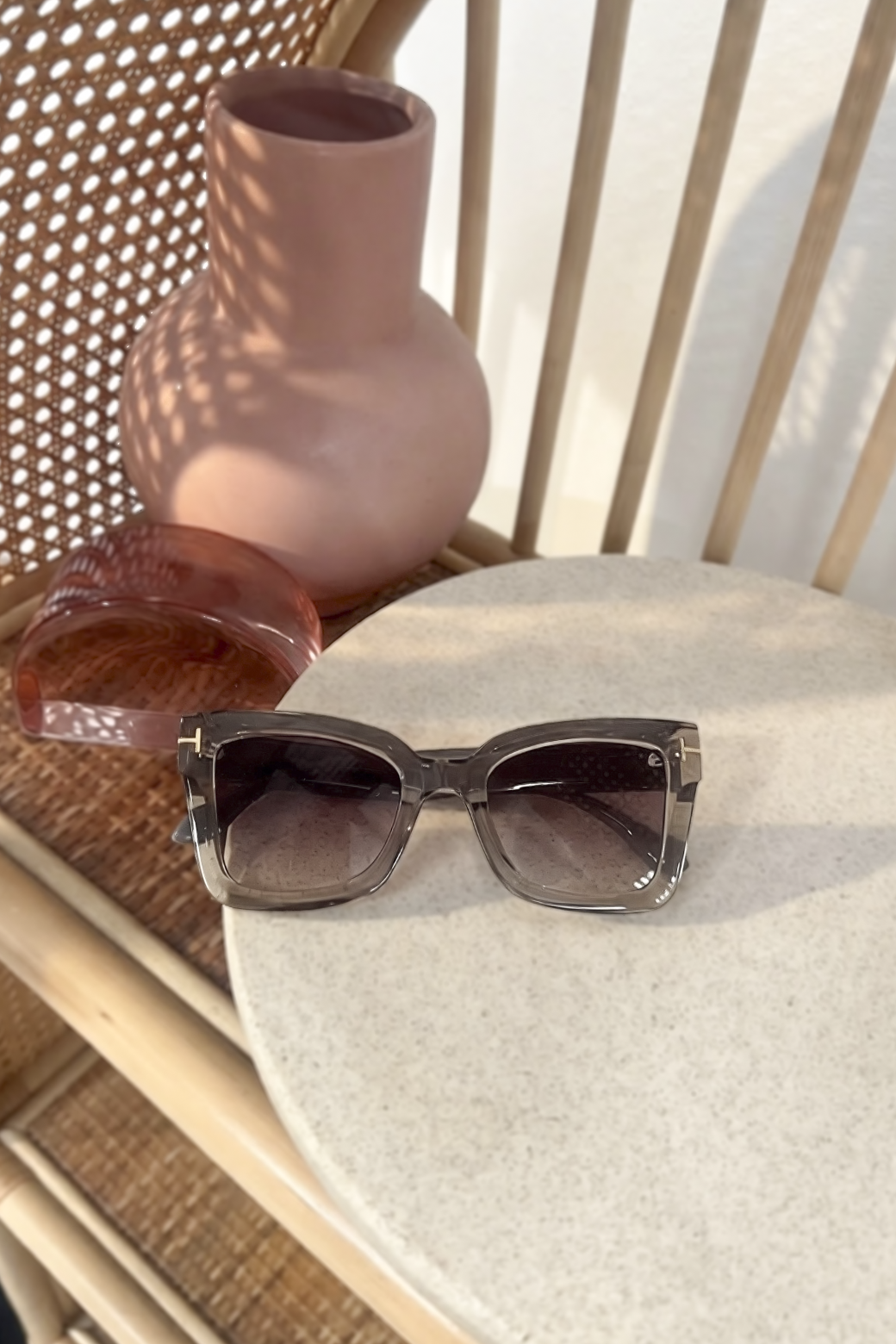 Victoria Sunglasses Beige Gradient